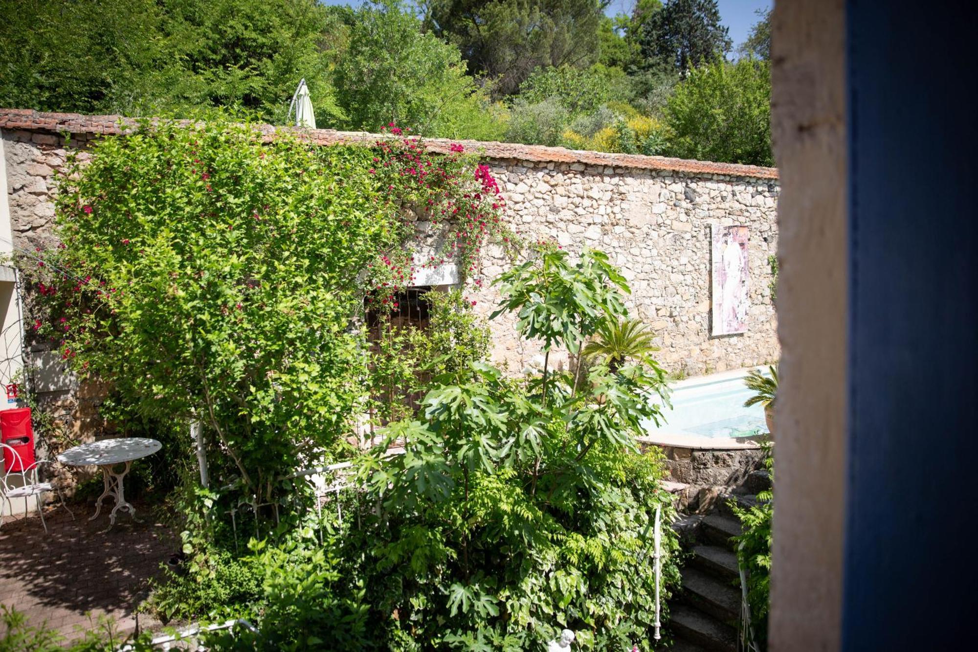 La Roseraie Hotel Lodeve Exterior photo